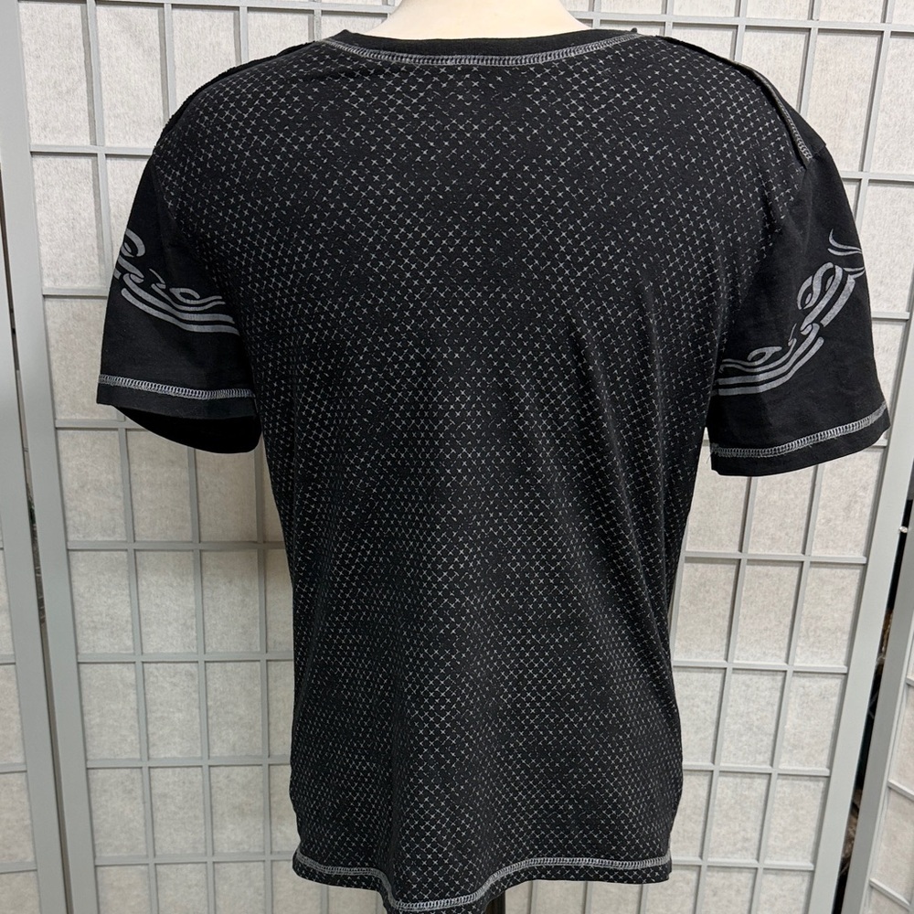Tristan Black Short-Sleeve Graphic Crew Tee